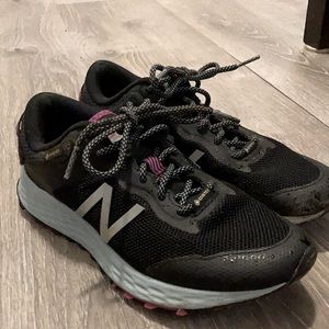 New Balance Arishi Waterproof Runners